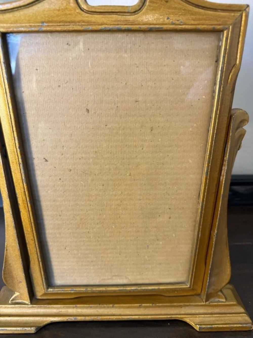 Antqiue 1920's Wood Tabletop Portrait Frame Easel Stand 6.75 x 10.75 opening